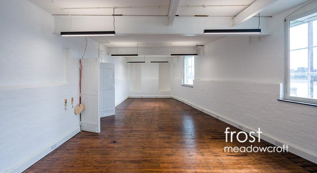 ChelseaWharf Lots Road SW10 office to let 10.jpg