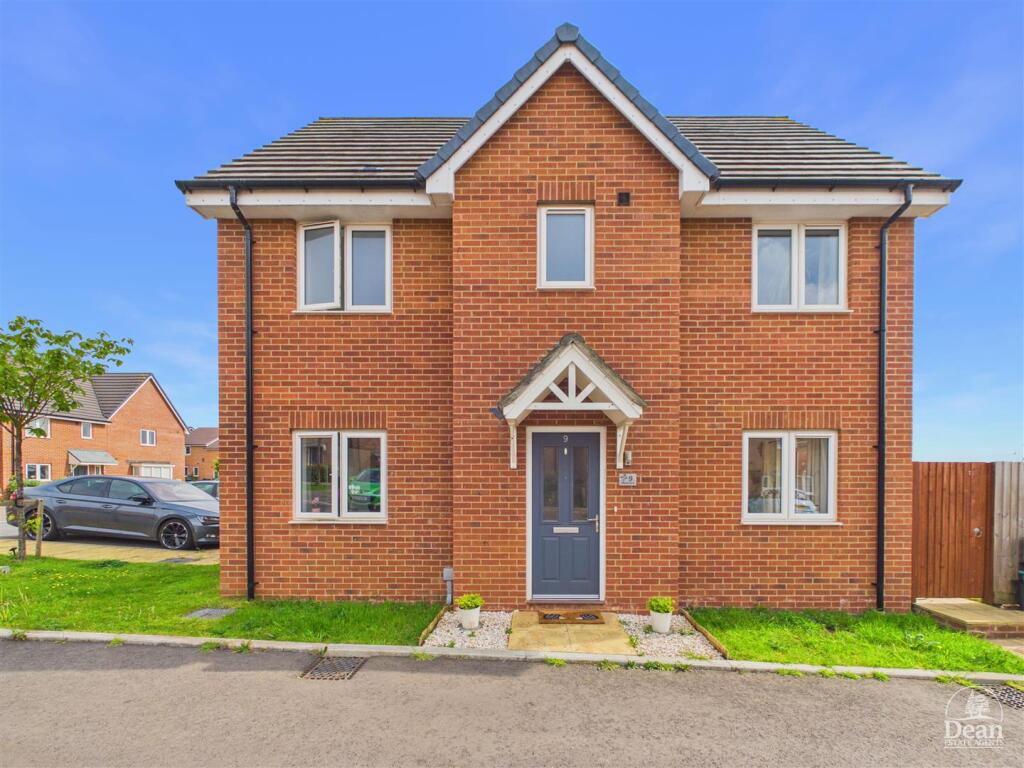 Main image of property: Snowdrop Crescent, Lydney