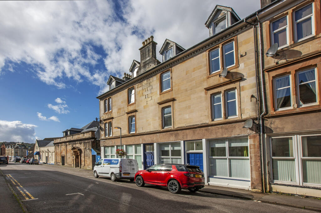 Main image of property: 1D Burnbank Terrace, Breadalbane Street, Oban, PA34 5PB