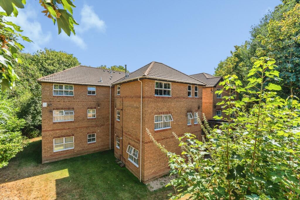 Main image of property: Middle Road, Southampton, Hampshire, SO19