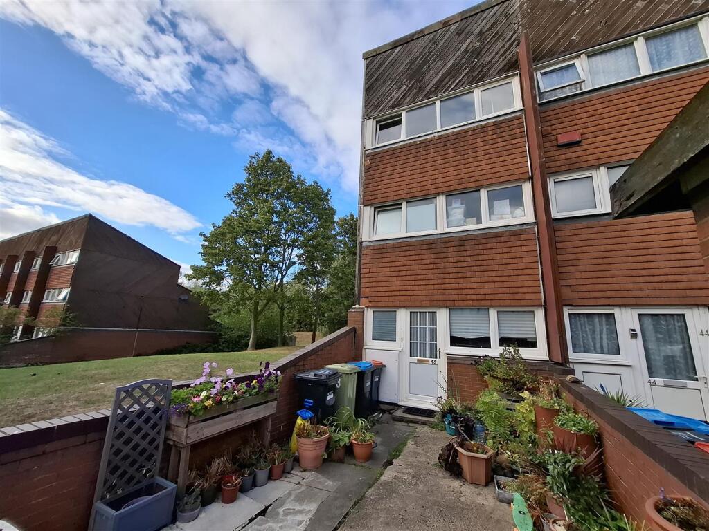 Main image of property: Moorfoot, Fullers Slade, Milton Keynes, MK11 2BE