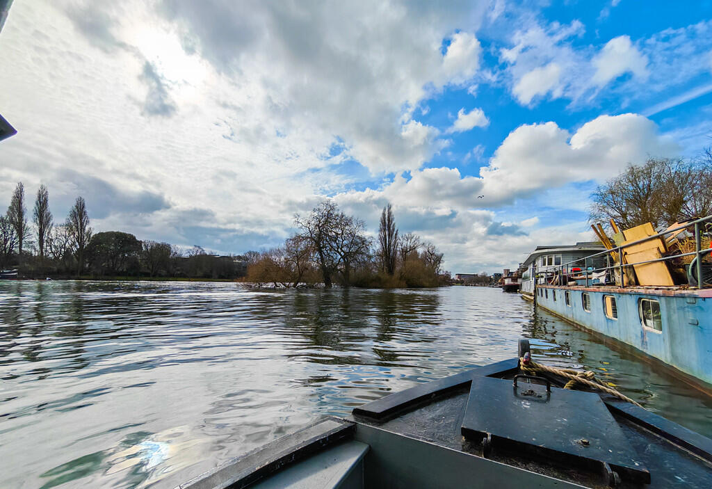 Main image of property: The Hollows, Brentford