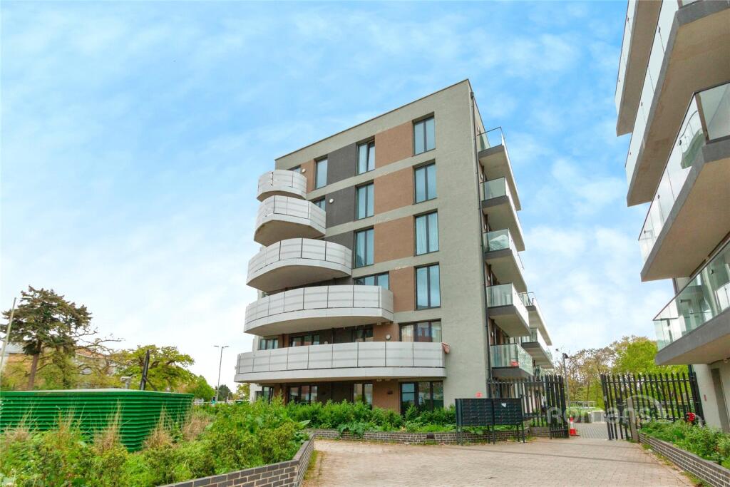 Main image of property: Farnborough Road, Farnborough, Hampshire, GU14