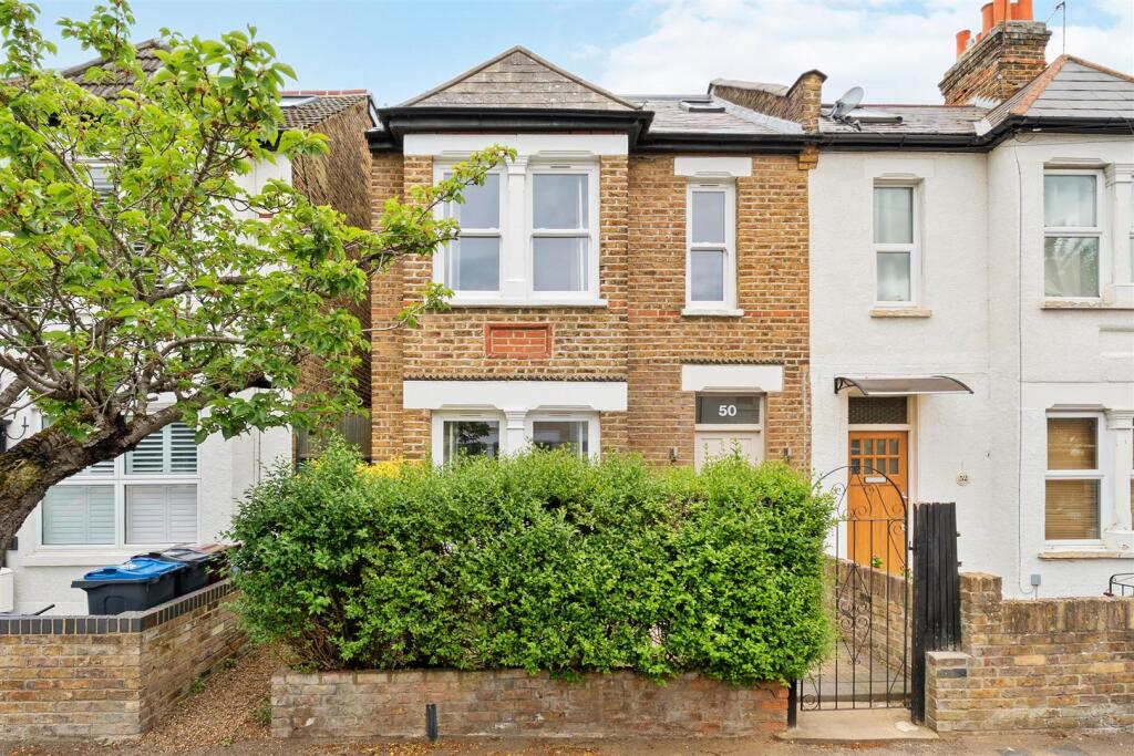 Main image of property: Bronson Road, Raynes Park