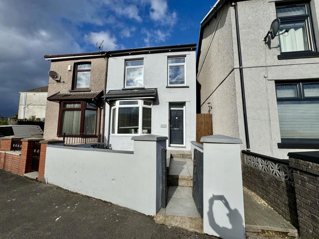 Main image of property: Willow Cottage, Troedyrhiw, Merthyr Tydfil, CF48 4LH