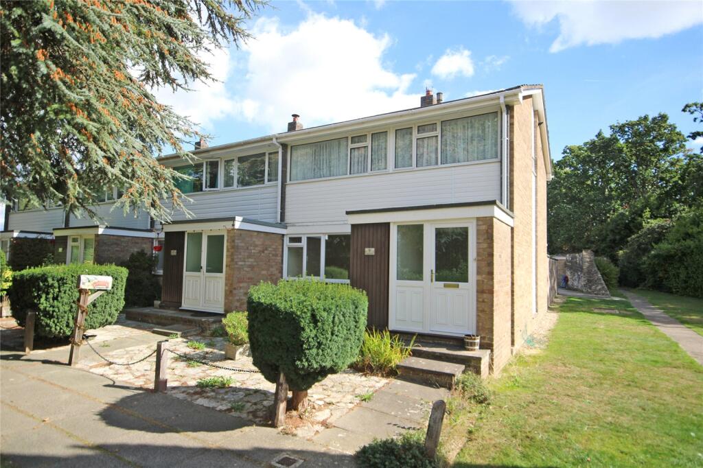 Main image of property: Oxey Close, New Milton, Hampshire, BH25