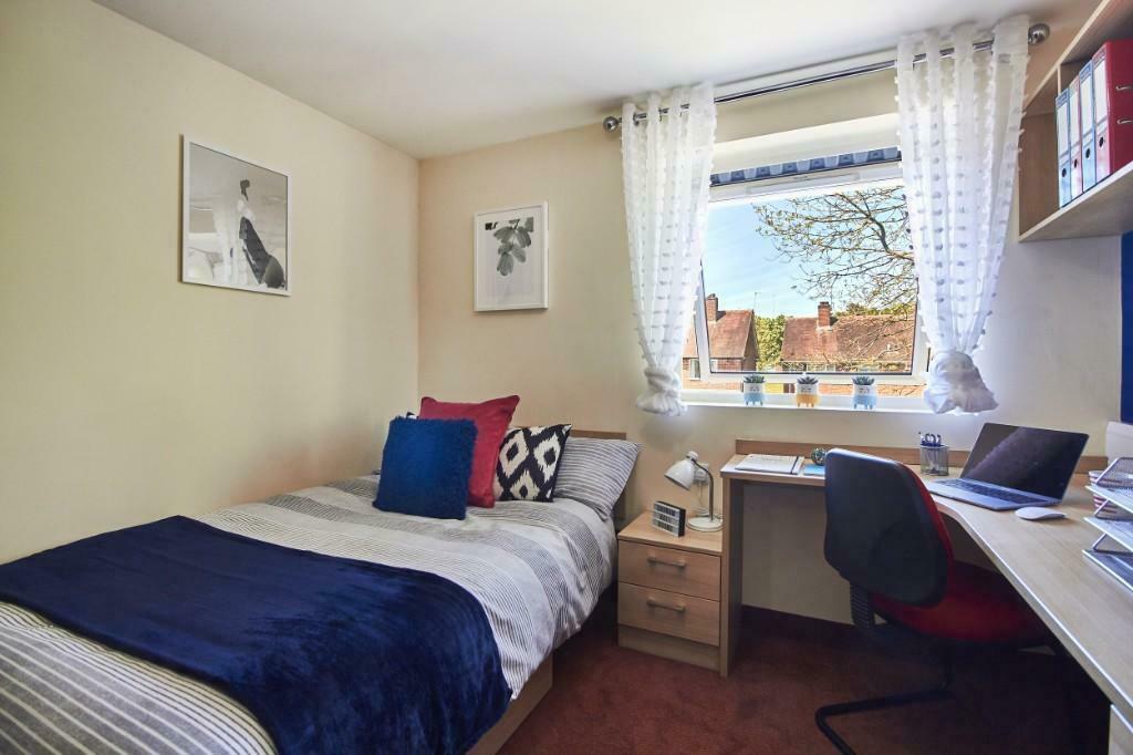 Main image of property: Cadnam Hall, Harborne, ensuite all inclusive, close to UoB