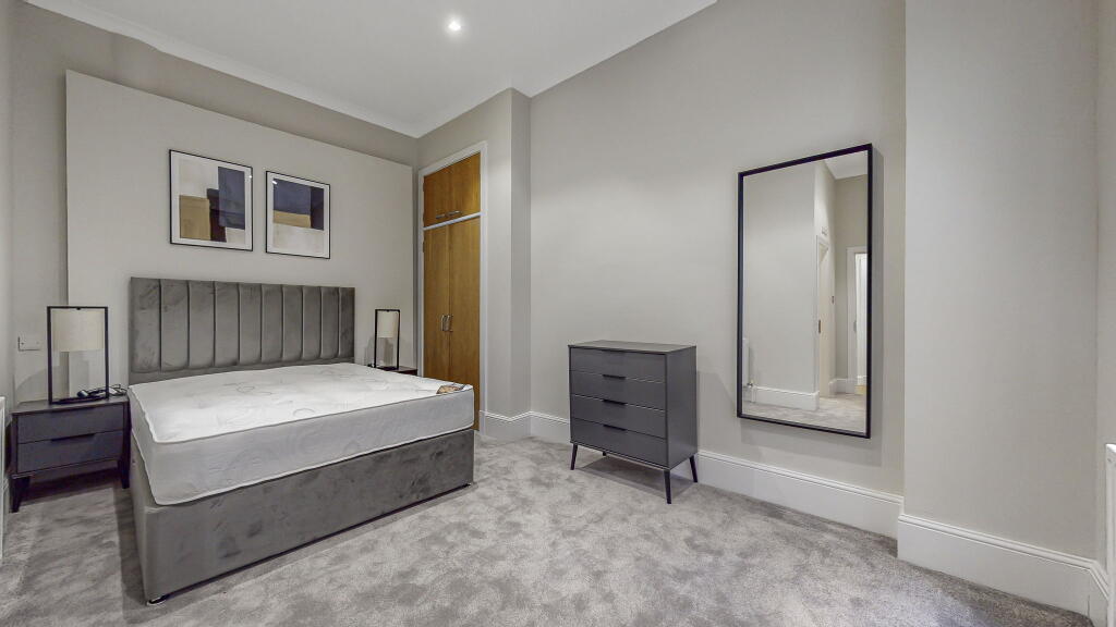 Main image of property: Bath Street, City Centre, Glasgow, Glasgow City, G2 1HG