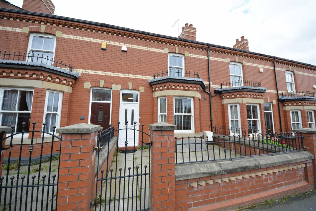 Main image of property: Woodhouse Lane, Springfield, Wigan, WN6 7LN