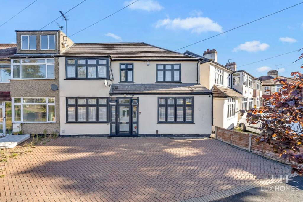 Main image of property: Tennyson Way, Hornchurch