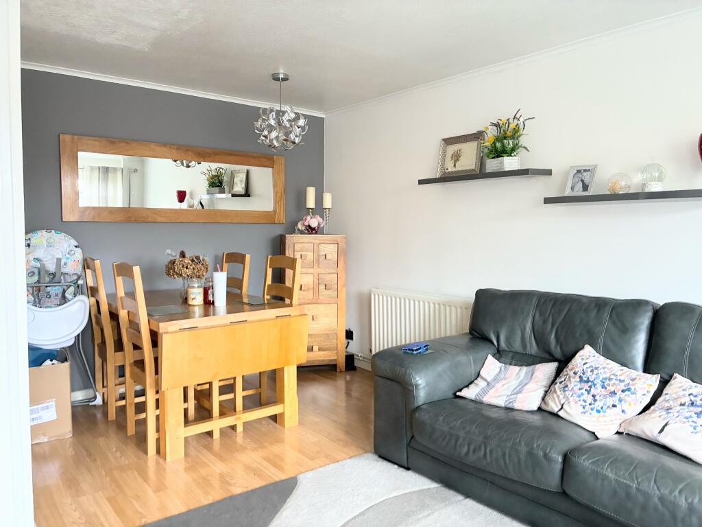 Main image of property: Chapel Field, Great Barford, MK44