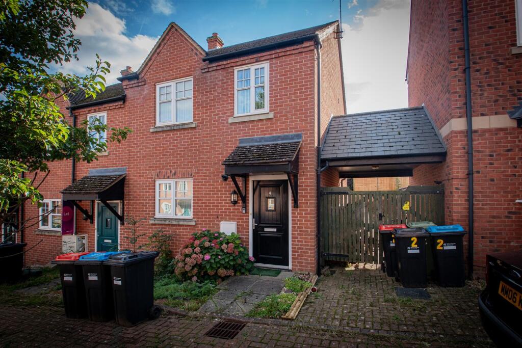 Main image of property: Rays Close, Bletchley