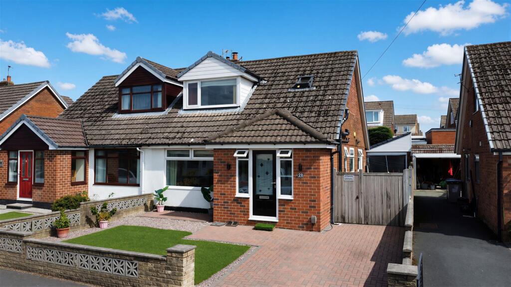 Main image of property: Chestnut Grove, Laffak, St Helens, WA11 9EE