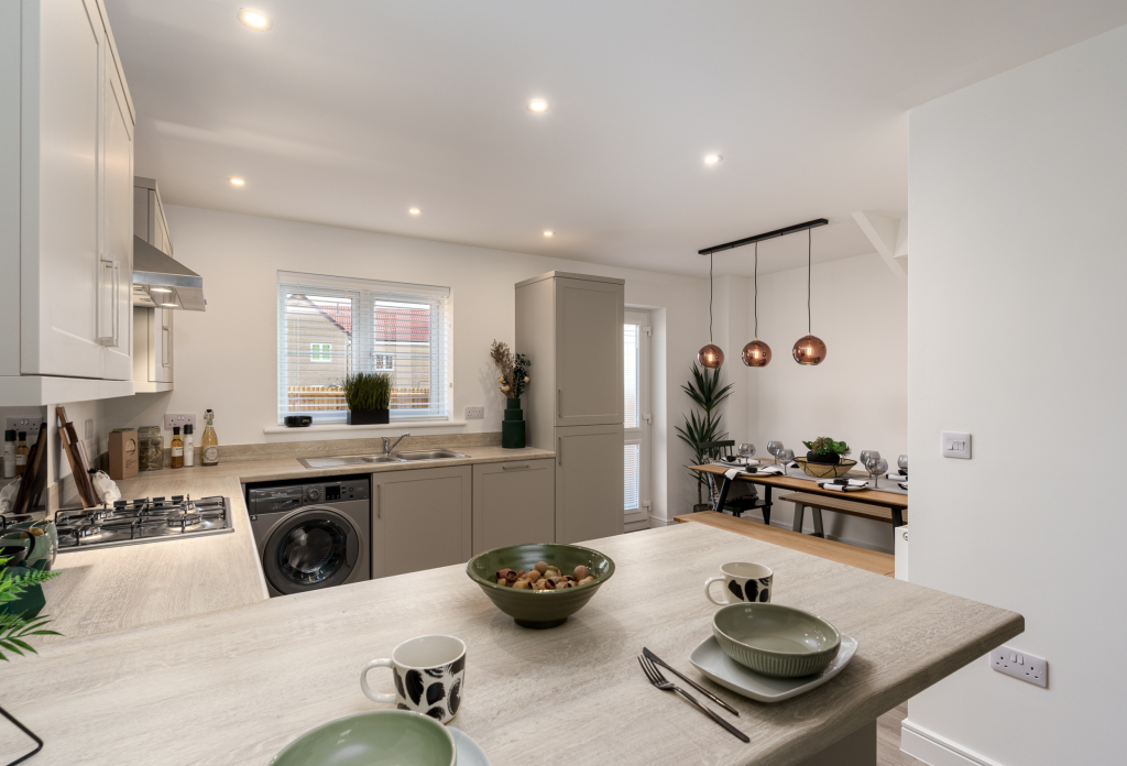 Main image of property: Great North Road, Fernwood,
Newark,
Nottinghamshire,
NG243GJ