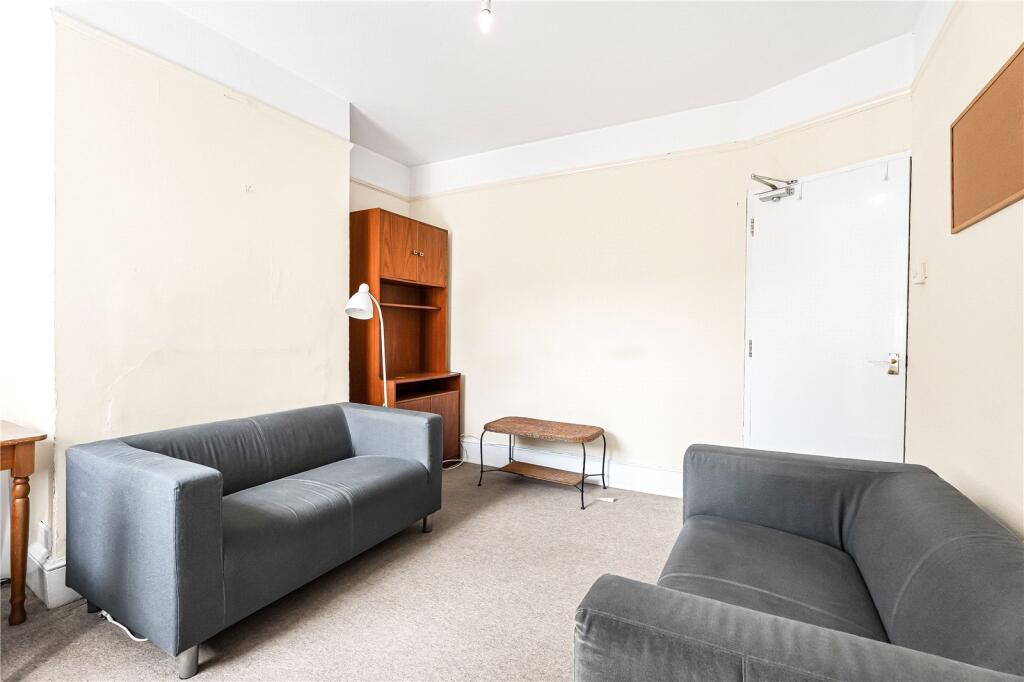 Main image of property: Alexandra Road, Botley OX2 0DD