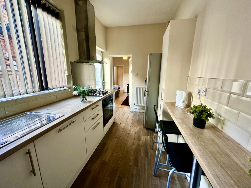 Main image of property: Spacious 3-Bedroom Family Home  DE1 Cowley Street