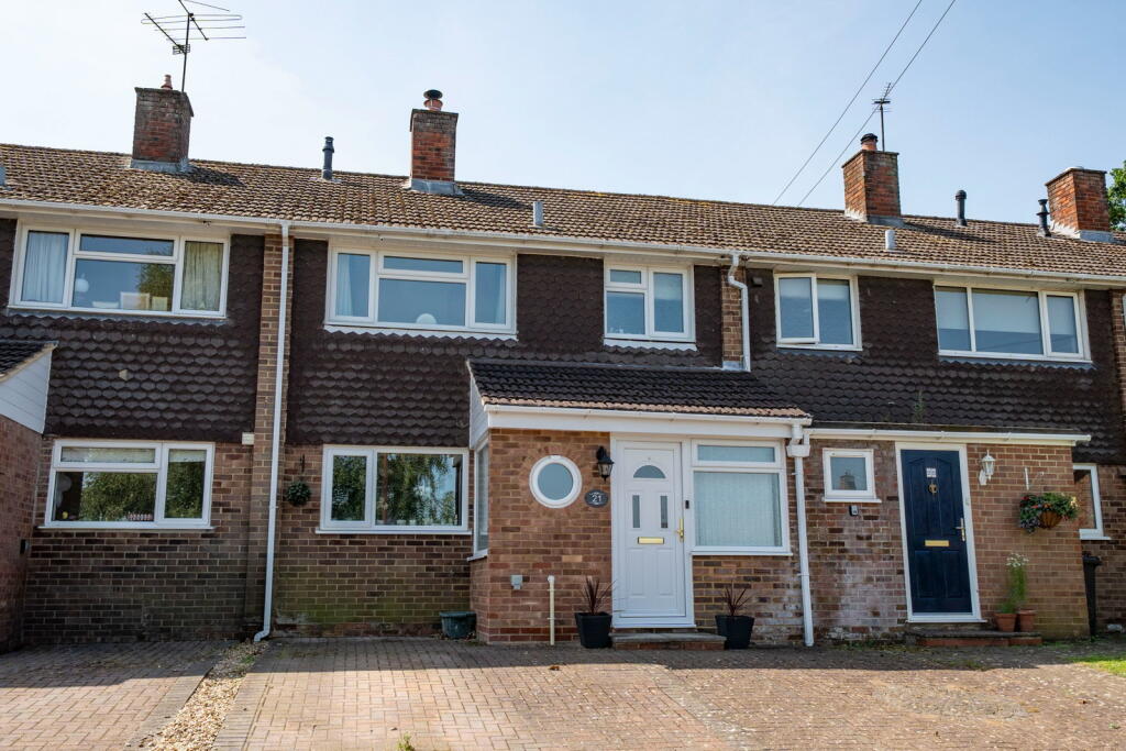 Main image of property: Woodlands, Overton, RG25 3HN