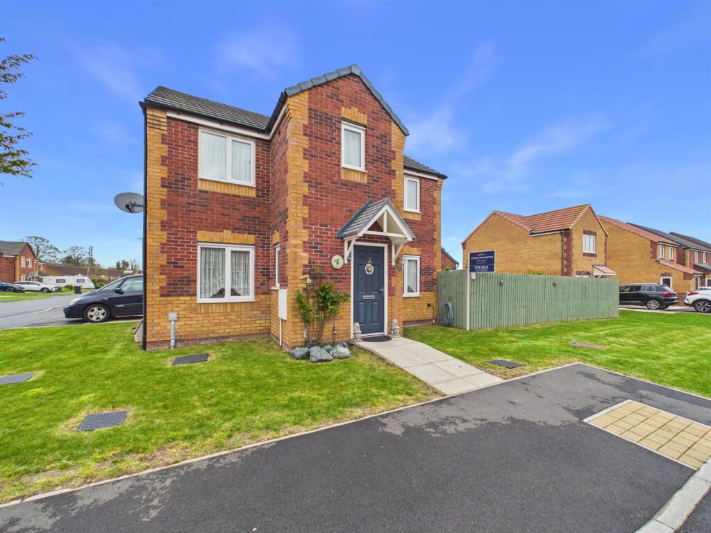 Main image of property: Coggle Close, Louth