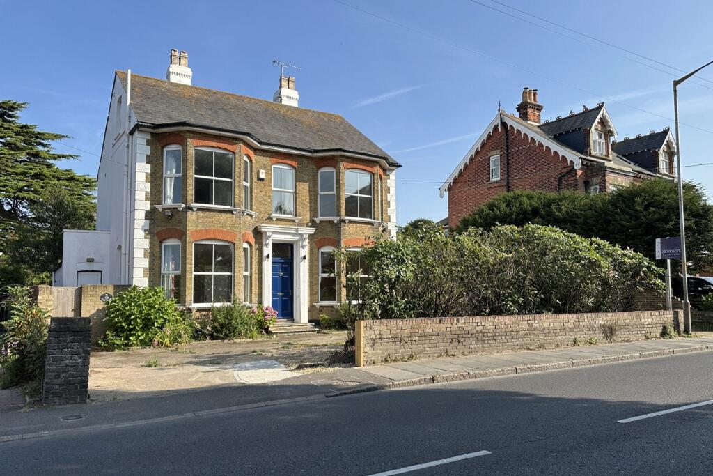 Main image of property: London Road, Deal, CT14