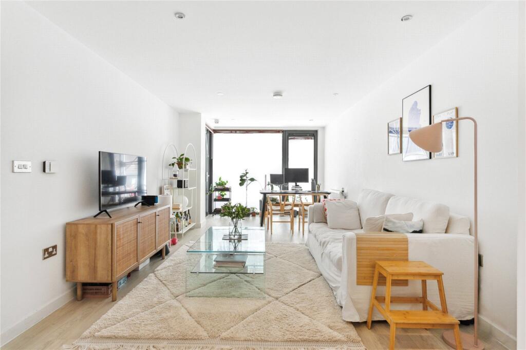 Main image of property: Lapwing Heights, Waterside Way, London, N17