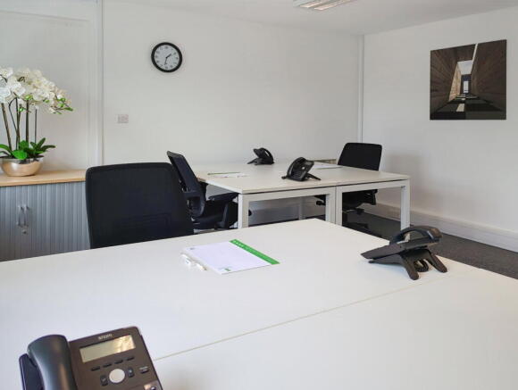 Photo 6