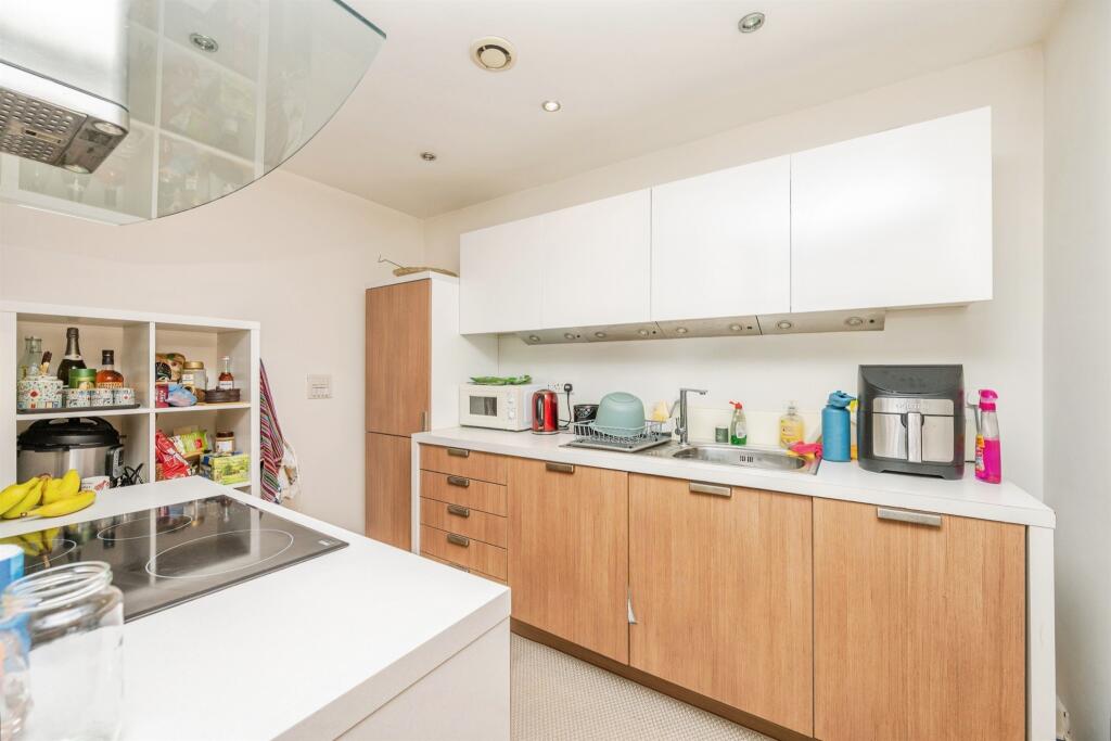 Main image of property: St. John's Walk, Birmingham