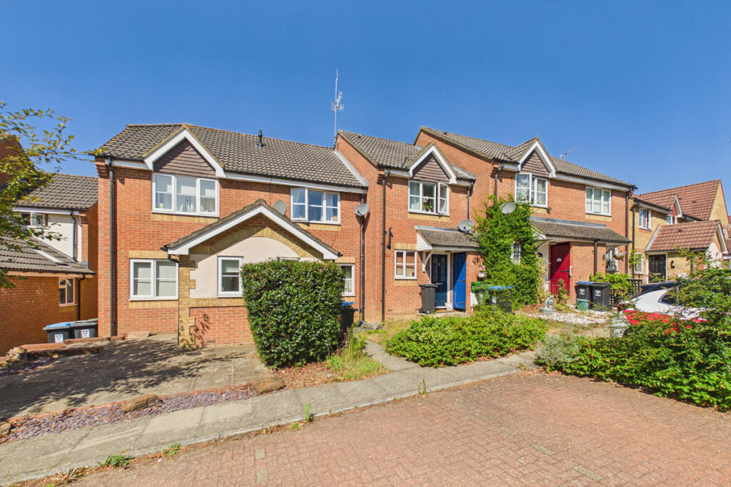Main image of property: Thorne Close, Hemel Hempstead, HP1