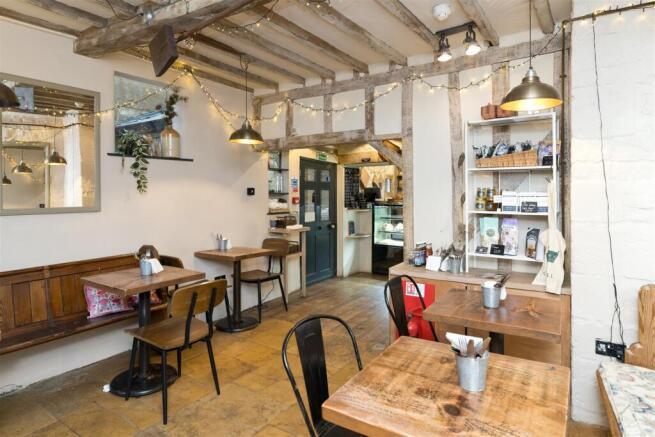 53 High Street - Café & Bakery 2.jpg