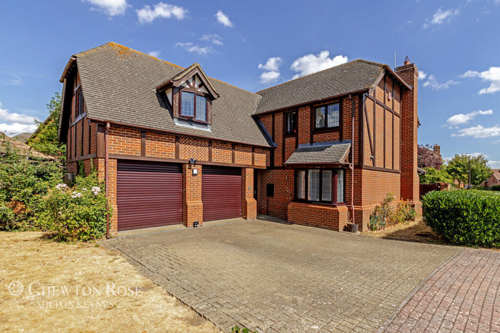 Main image of property: Kingsoe Leys, Middleton
