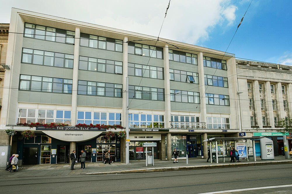 Main image of property: The Student Hideout (8 Bed Shared Flat), Market Square, City Centre, NG1 