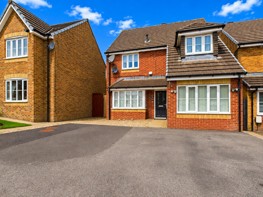 Main image of property: Clos Coed Bach, Blackwood, Caerphilly (County of), NP12