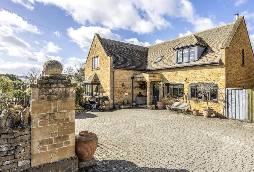 Main image of property: Broadway Road, Toddington, Gloucestershire, GL54