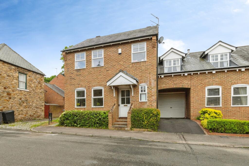 Main image of property: St. Giles Close, Gilesgate, Durham, DH1 1XH