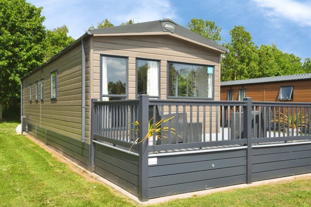 Main image of property: Apple Tree Holiday Park Lineside, Hubberts Bridge, Boston