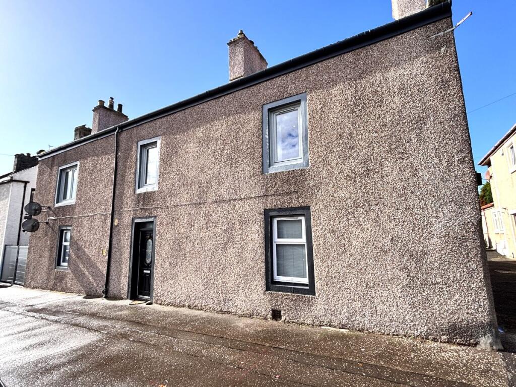 Main image of property: 12 Rossland Place (Upper Flat), Kinghorn