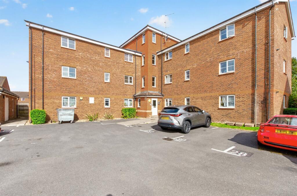 Main image of property: Walker Grove, Hatfield