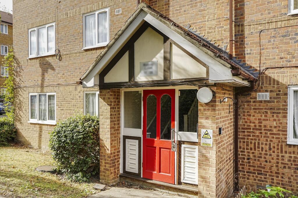 Main image of property: Cumberland Place London SE6