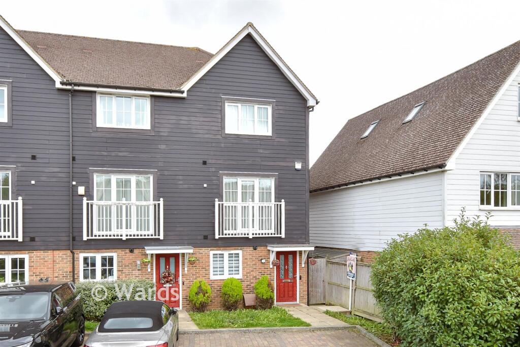 Main image of property: Poynder Drive, Holborough Lakes, Kent