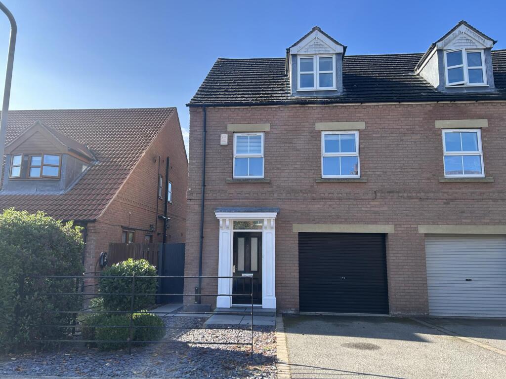 Main image of property: Orchard End, Hemingbrough, Selby, North Yorkshire, YO8 6RJ