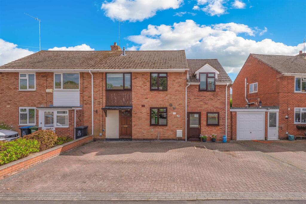 Main image of property: Meadow Road, Alcester