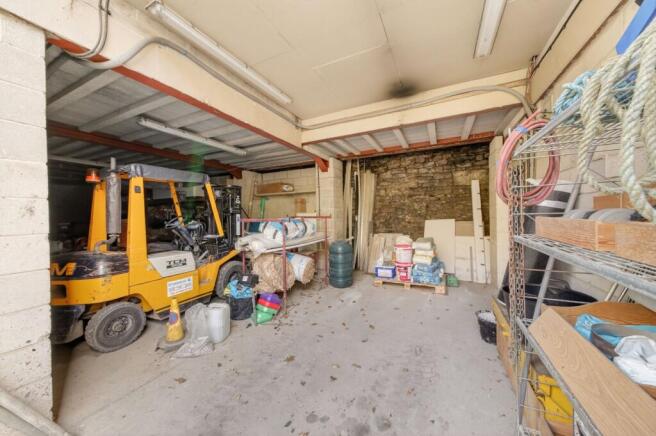 GROUND FLOOR