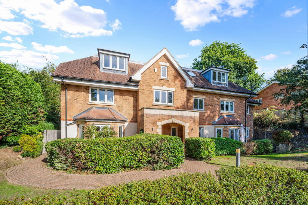Main image of property: Park Lane East, Reigate
