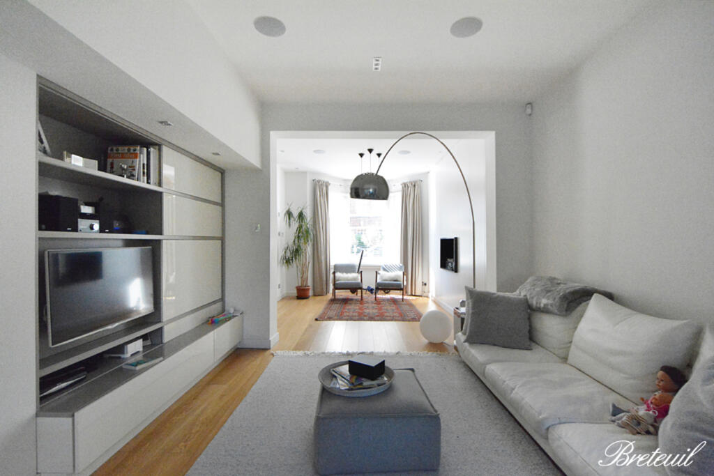 Main image of property: Cambridge Road, London, SW11