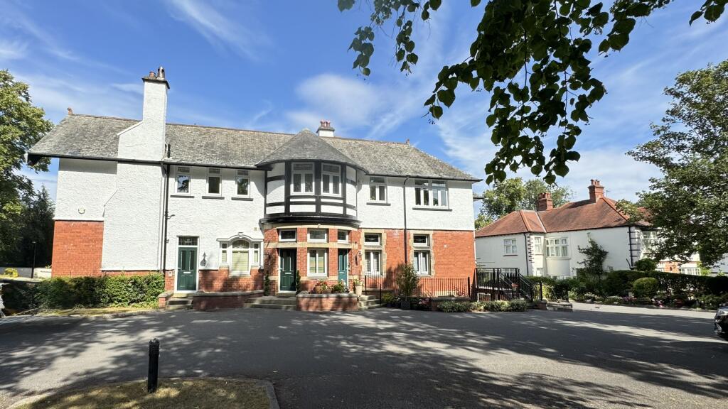 Main image of property: Apartment 5, Hereford Lodge, 58 Cornwall Road, Harrogate, North Yorkshire