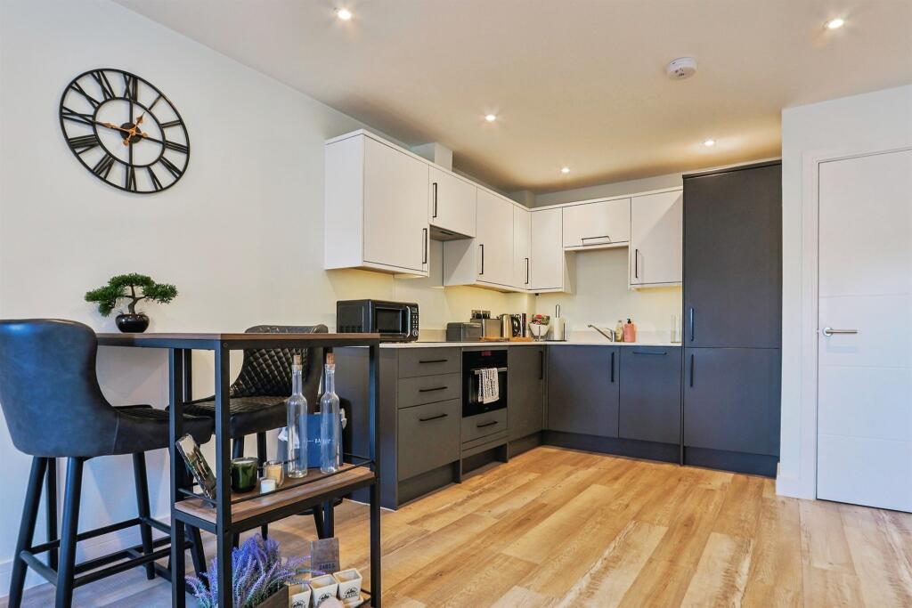 Main image of property: Commercial Road, Poole