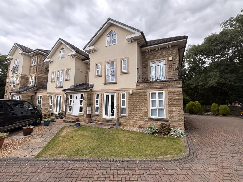 Main image of property: Ring Road, Seacroft, Leeds, West Yorkshire, LS14