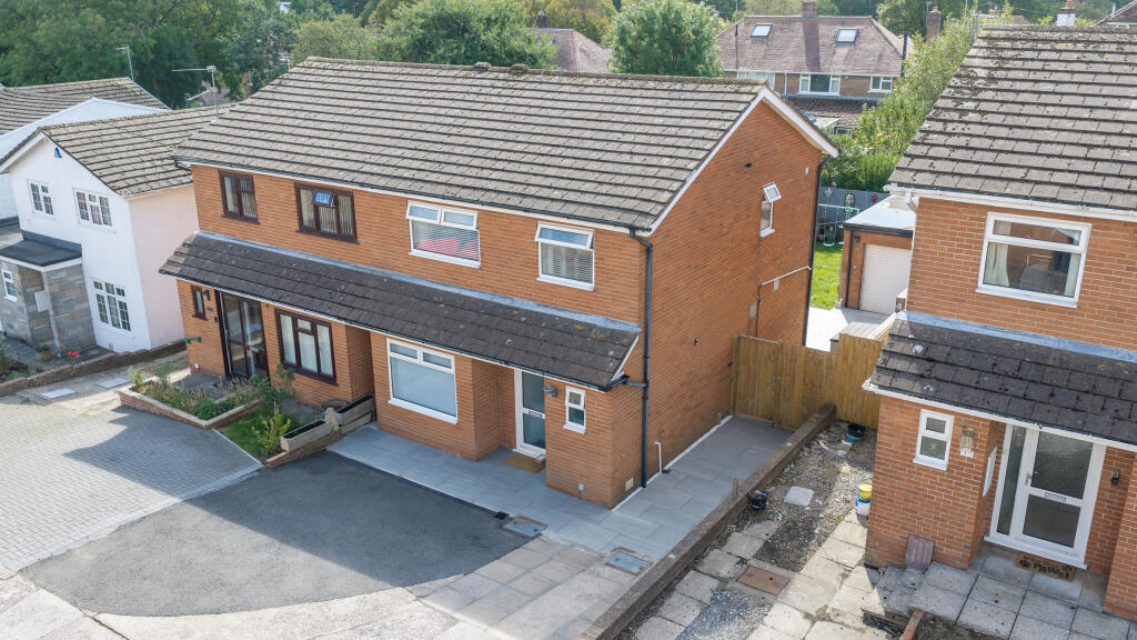 Main image of property: Cledwen Close, Barry