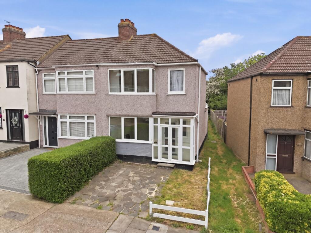 Main image of property: Hillfoot Avenue, Romford