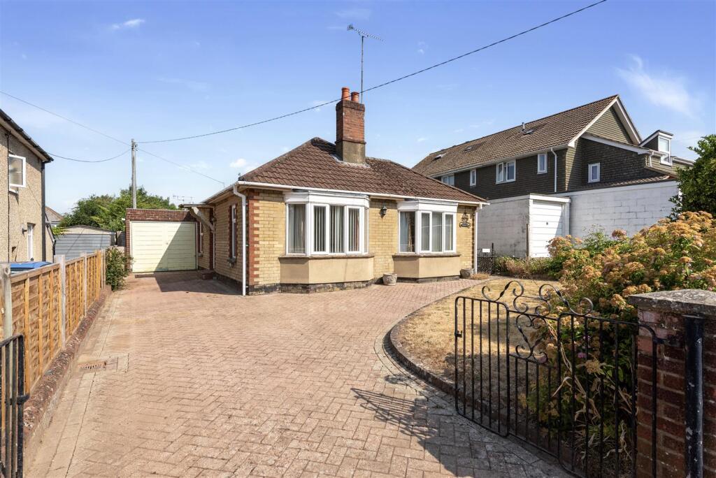 Main image of property: Farrs Avenue, Andover