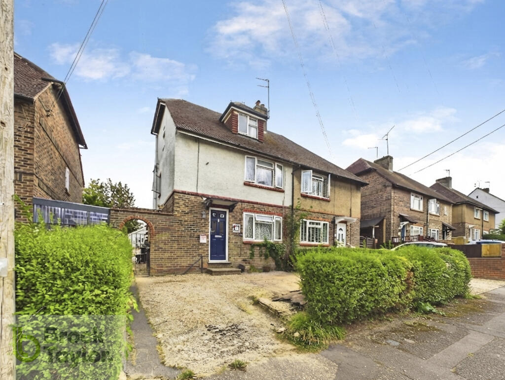 Main image of property: Bentswood Road, Haywards Heath, West Sussex, RH16 3PW